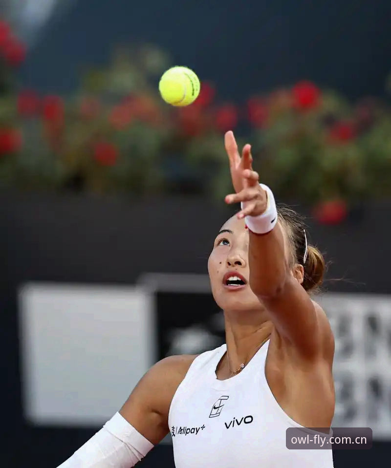 中国金花逆转闯关：郑钦文WTA500首轮硬仗深度评测
